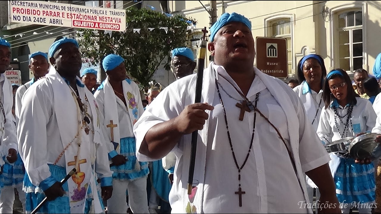 Moçambique dos Arturos - na Festa de São Benedito | Aparecida do Norte 2017