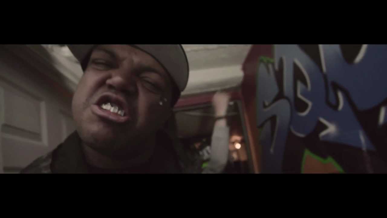 YouTubeでDJ Paul KOM x Snow Tha Product "I'm Dat Raw" Rmxを視聴