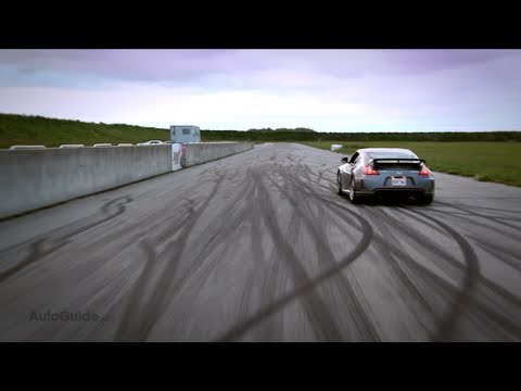 2011 Nissan 370Z Nismo Review - Inspired by motorsports, but missing one very important track tool