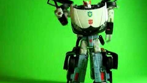 Transformers Alternators  Autobot Prowl 1