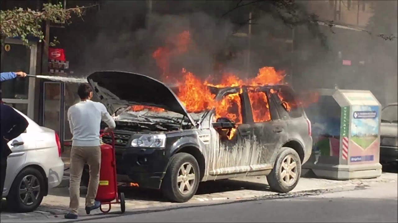 PARK HALİNDEKİ JEEP CAYIR CAYIR YANDI.!!!