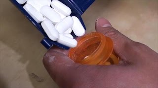 Prescription drug abuse is "public health crisis," says A.G. Holder