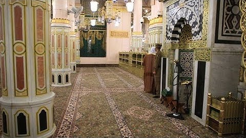 De RAWDAH, een stukje paradijs op aarde in Medina! | Het groeten van de Profeetﷺ bij zijn graf..