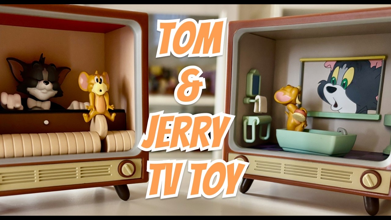 I Found 3D Tom & Jerry inside a Vintage Toy TV At 52TOYS, Bangkok