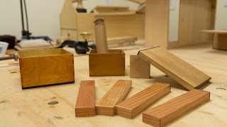 I show a series of small boxes that I recently made from various 1/8" pieces of wood.