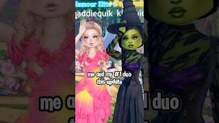 who’s ur duo? @chronicfashion #dresstoimpress #roblox #dti #dtiupdate #robloxmemes
