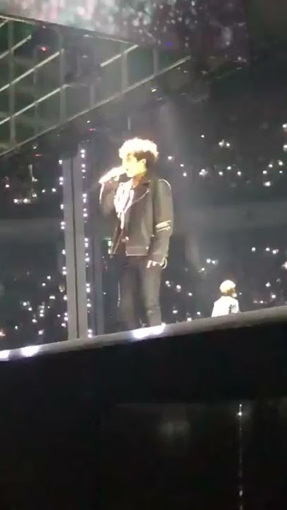 181012 EXO 'Universe' (Xiumin focus) @ IBK Good Concert