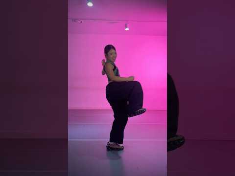 <strong>Too</strong> <strong>much</strong>🔥 #dance #dancer #choreo #toomuch #창원 #춤 #댄스 #비바댄스스튜디오 #vivadancestudio