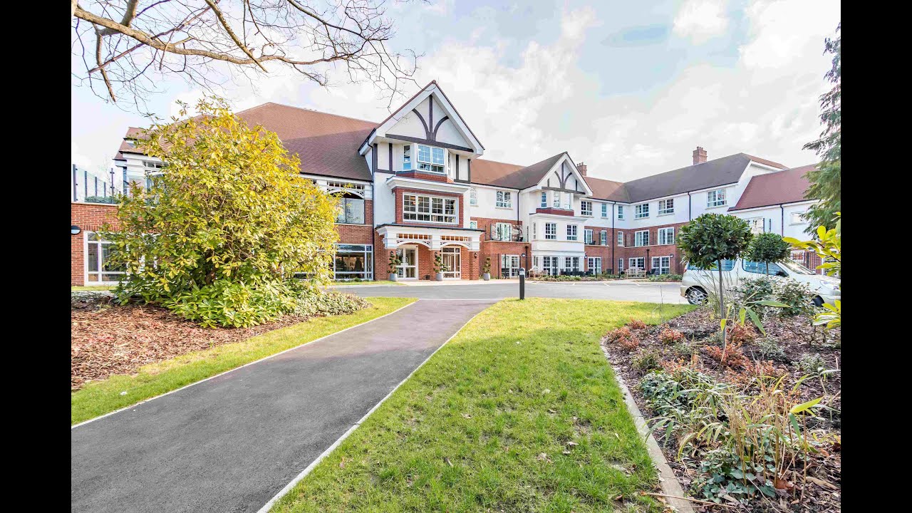 Take a Virtual Tour of Kingsclear care home in Camberley, Surrey