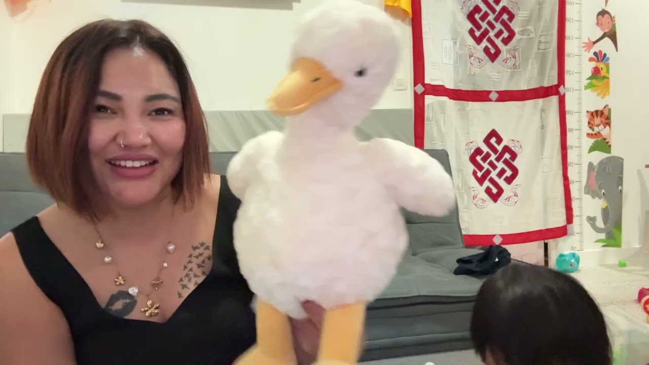 Valentine with Alex( Gifts 🎁 exchange )