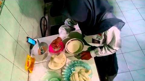 Video of Procedure text "How to make crispy chocolate banana"