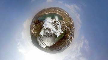 VR 360° Drone flight over waterfall / 360° Drohnenflug über Rheinfall