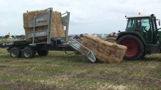 Arcusin XP54T loading C14 bale packs