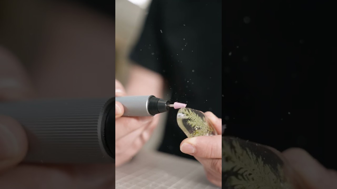 HOTO SNAPBLOQ™ Mini Rotary Tool—corded or cordless for carving, grinding, and polishing your way.