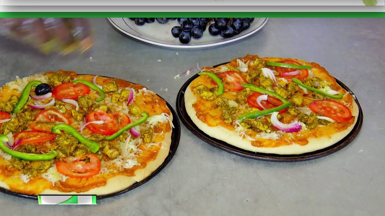 NJIA RAHISI YA KUPIKA 'CHICKEN PIZZA' .