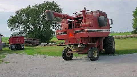 1979 IH 1460 Combine - Selling on BigIron Auctions - Aug. 4, 2021