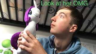 MLP FIM Rarity Plush unboxing
