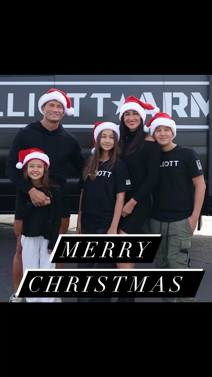 MERRY CHRISTMAS FROM THE ELLIOTT FAMILY
