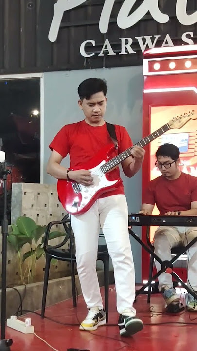 tendangan dari langit