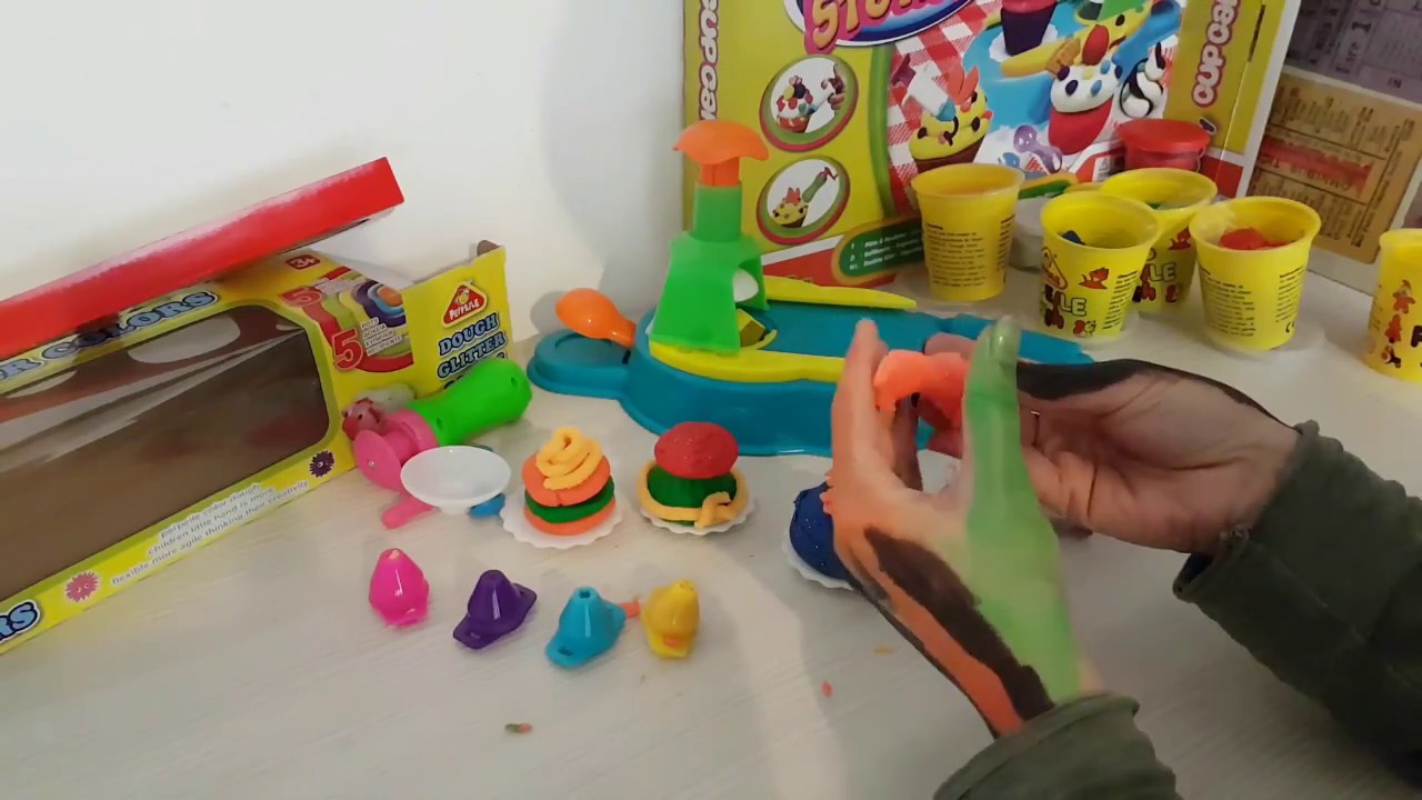 How to make play doh cupcakes with Kid's Dough Cupcake Station YouTube