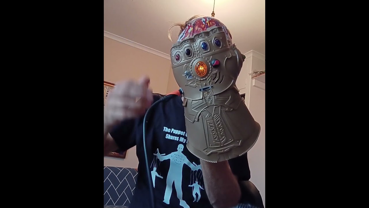 Circuit Bent Thanos Infinity Gauntlet by Psychiceyeclix 