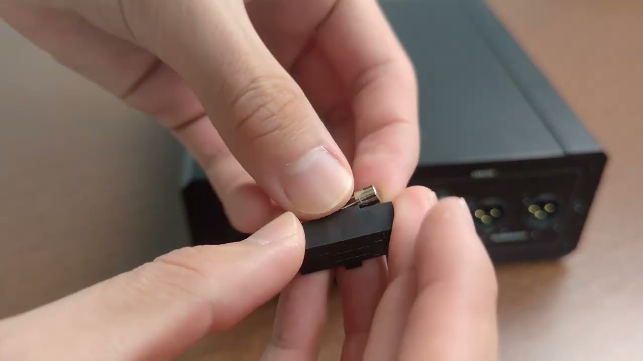 How to replace the fuse in FiiO K9Pro?