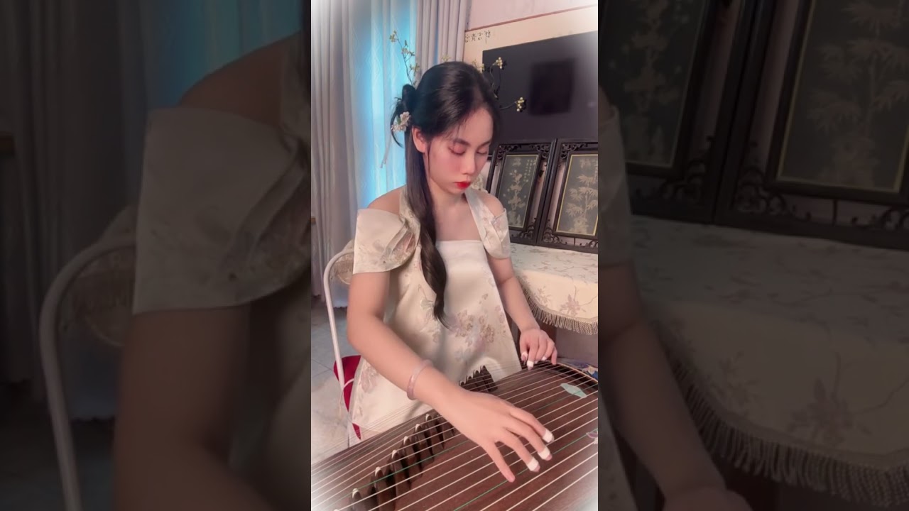 Hồ quang thuỷ sắc điệu (Đàn Guzheng)