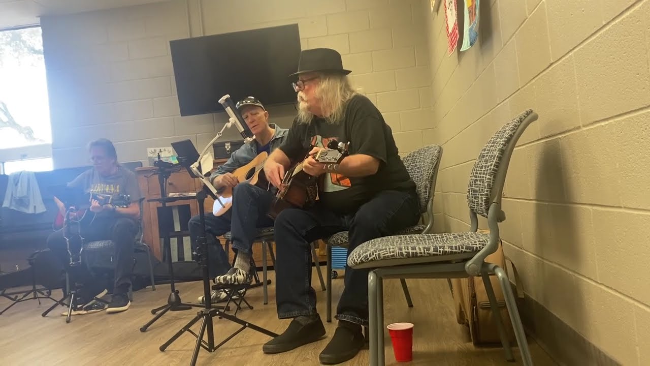 Acoustic Jam - I'm A Believer by Rodster