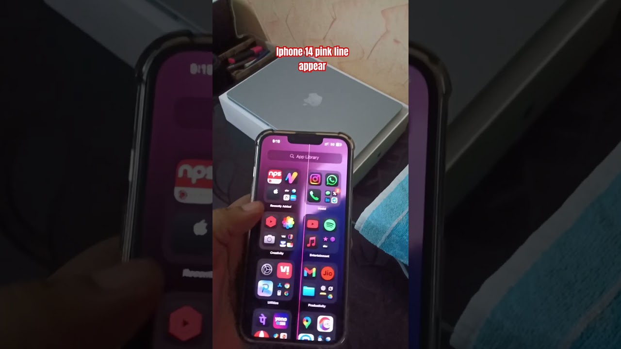Iphone 14 pink line appear 