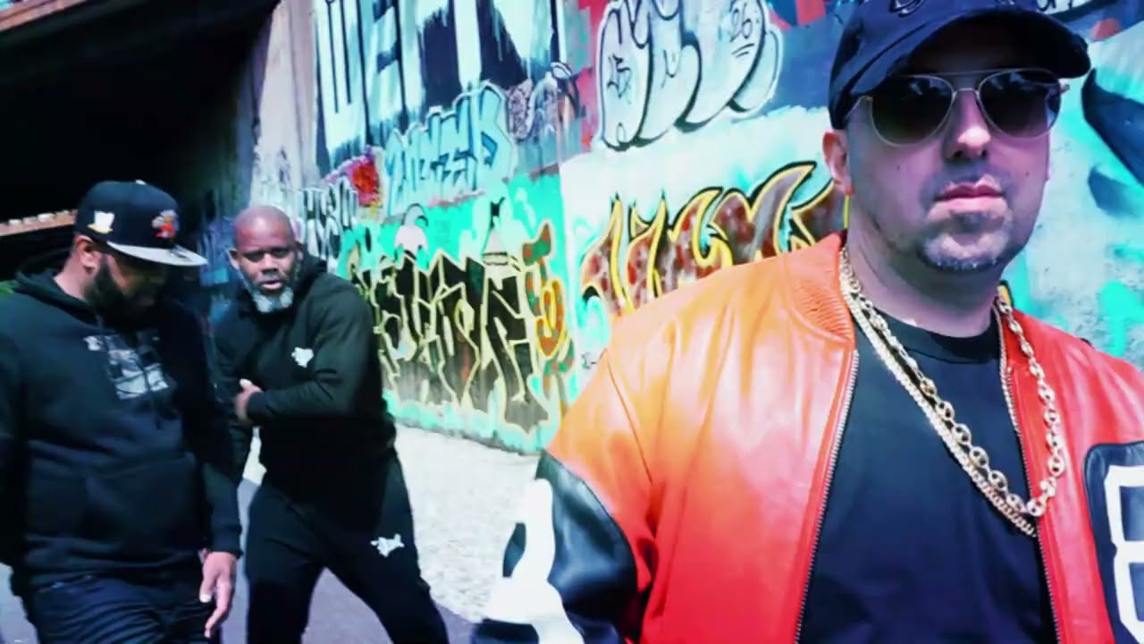 Artisin & REKS (AR16) - ANOTHA TIME (Official Video) ft. Termanology adlı videoyu YouTube'da izle Artisin & REKS (AR16) - ANOTHA TIME (Official Video) ft. Termanology adlı videoyu YouTube'da izle