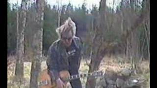 Video thumbnail of "Eddie Meduza - Flickorna i småland"