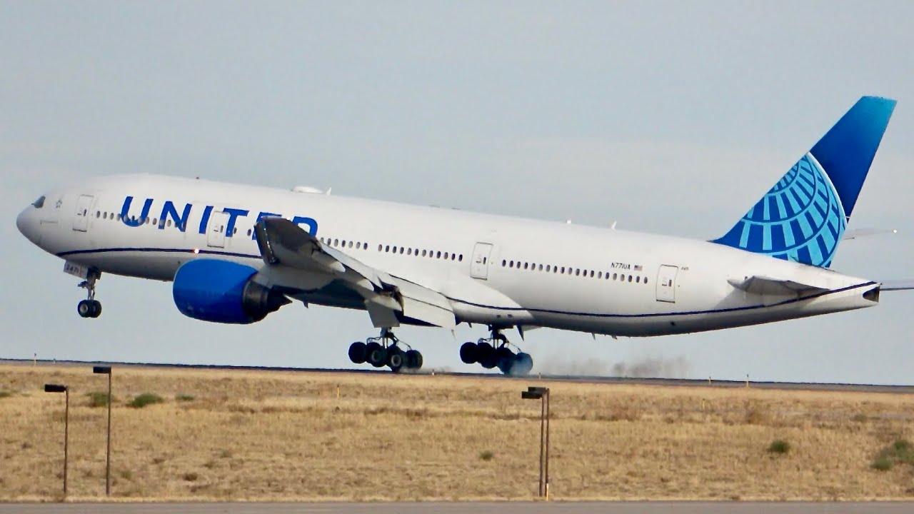 (4k) 20 Minutes of Amazing Plane Spotting at Denver International Airport!