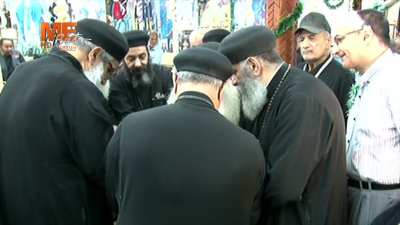 تطييب قبر الشهيد الأقصري أنبا ونس بمزاره بالأقصر.