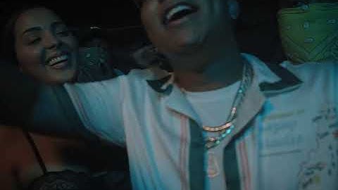 FAVELA - Valentino GRM ✘ Smile Beats ✘ @Crissy.M3  (Video Oficial)