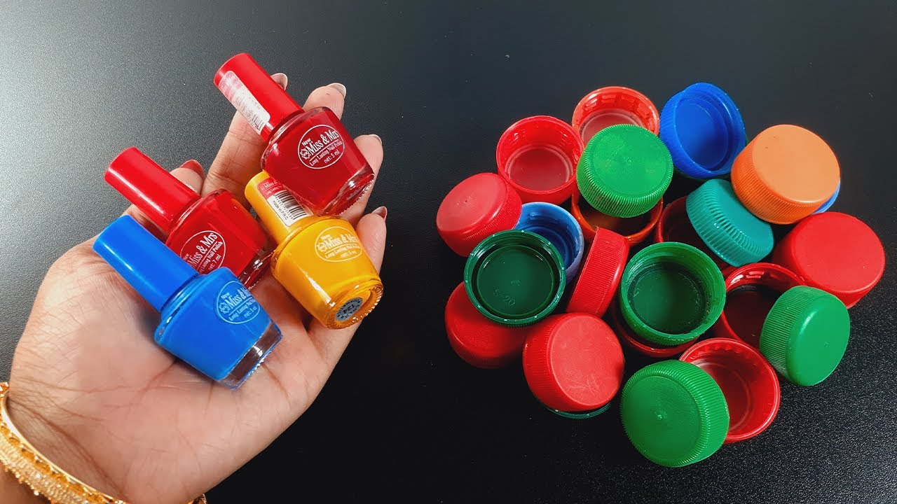 BEST OUT OF WASTE PLASTIC BOTTLES CAPS DECORATING DIY WALL HANGING