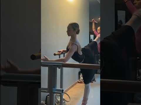 Today's Ballet Barre with Ainhoa Segrera Intermezzo Ambassador