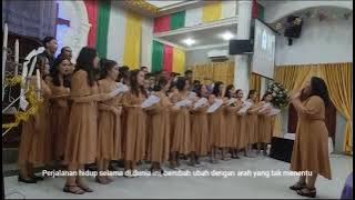 Perdalanen nggeluh,- koor natal Simatah Daging GKPPD Padang Bulan,- terjemahan dan pemaknaan