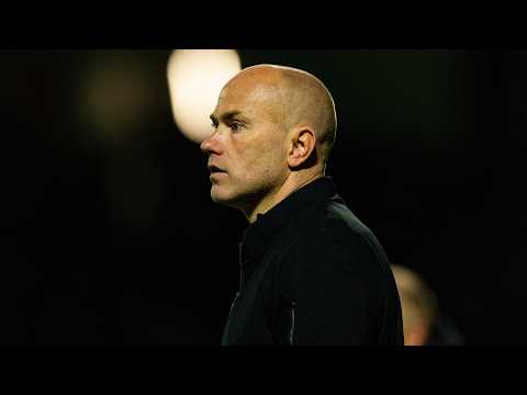 Jens Berthel Askou reacts to Hearts point