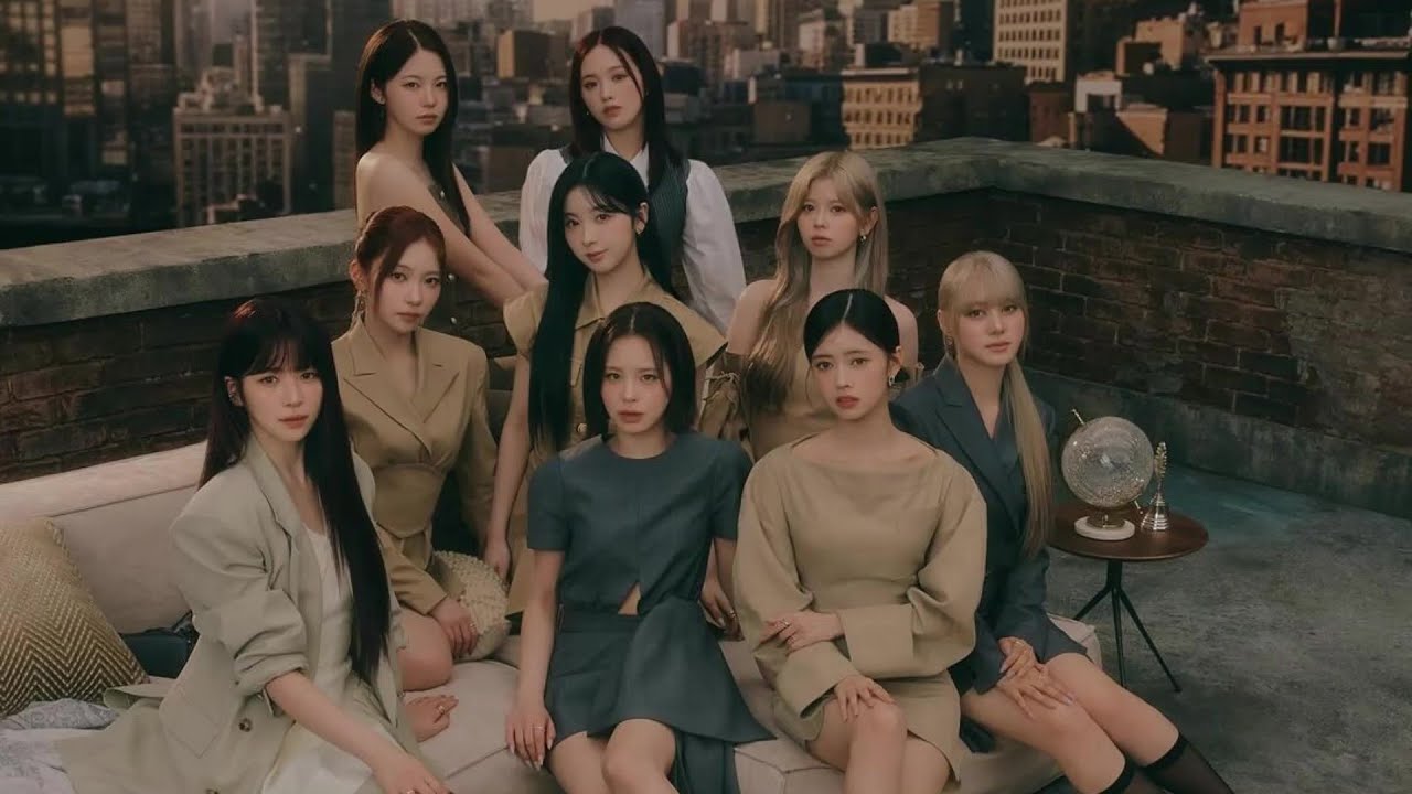 NiziU】Live with U 2024-2025 “AWAKE” trailer - YouTube