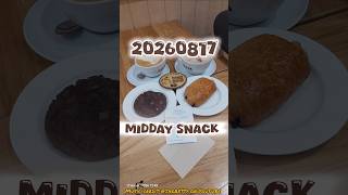 Midday snack at Costa Coffee in Yate 😋 #grandadisanoldman #coffee #middaysnack