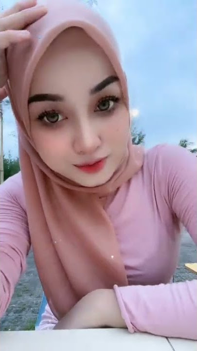 Laila Sabella #tiktokviral  #goyang #jedagjedug  #dance #tiktokvideo #awektiktok #malaysia