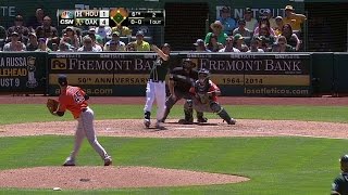 Moss connects for a grand slam to right