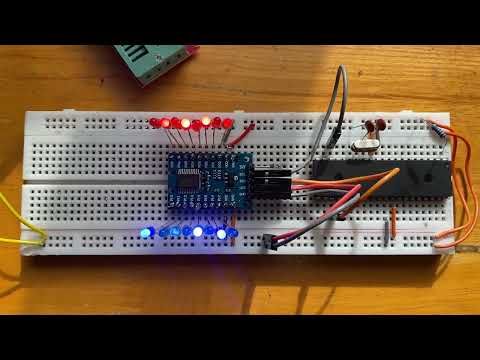 PIC16F887 + 16-bit I/O Extension + XC8 Compiler : MPLAB X [Alternate Blink, Output Extension]
