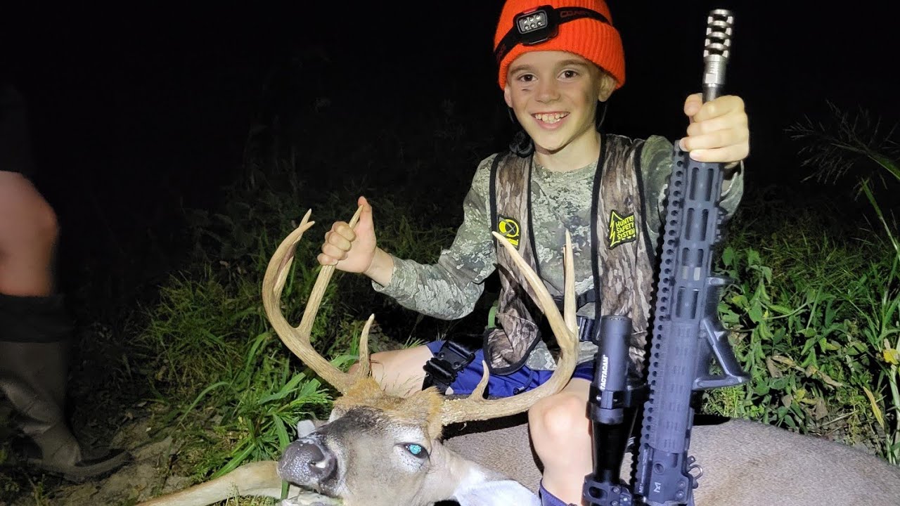 Whitetail Deer Hunting with 450 Bushmaster. Michigan Youth Hunt 2024 ...