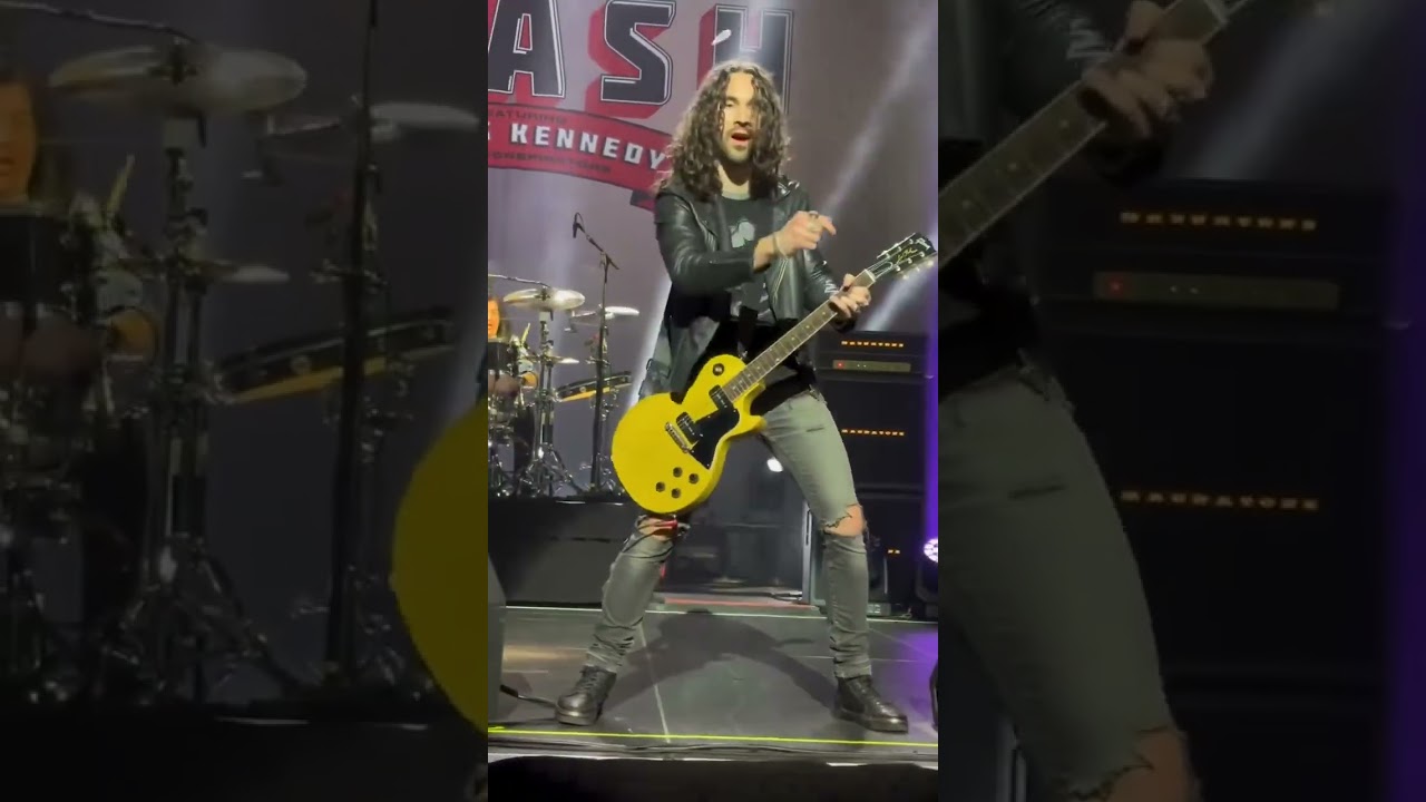 Frank Sidoris and Myles Kennedy — Montevideo, Uruguay   (07-02-24)