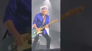 Jumpin Jack Flash - Keith Richards close-up - The Rolling Stones Lyon 2022 - #guitarriff