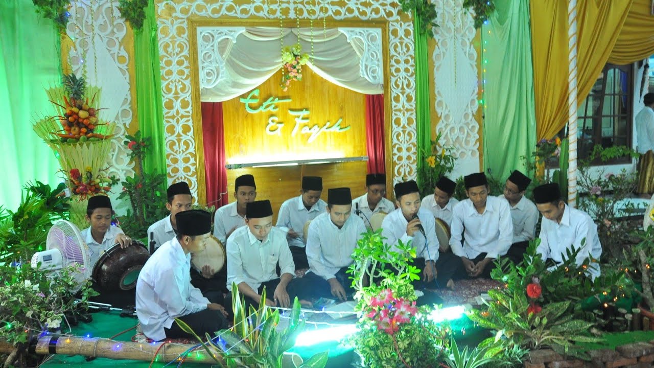 Hadroh El Tibyan Medeng Sholawatulloh 'Alaih Wa Salam