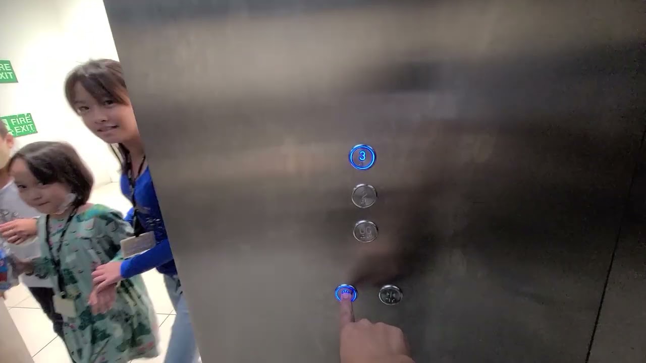 (Retake) Hyundai Elevator at SM Cherry Antipolo