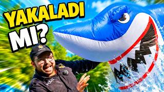 🦈👮 İbrahim ile Polis Görevi! Oyun Parkındaki Köpek Balığını Yakalayabilecek mi? | Çocuk Videoları
