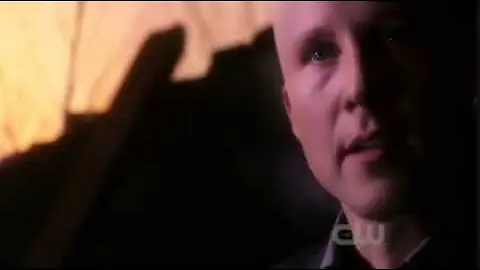 Does Lex Luthor die in Smallville Season 8?